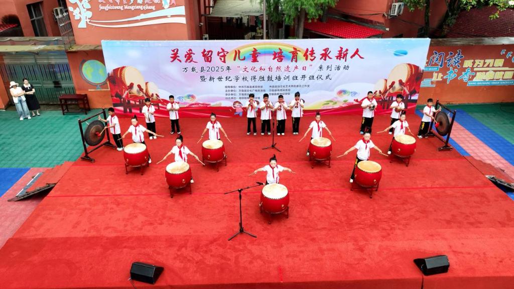 江西万载：非遗进校园 文化润童心